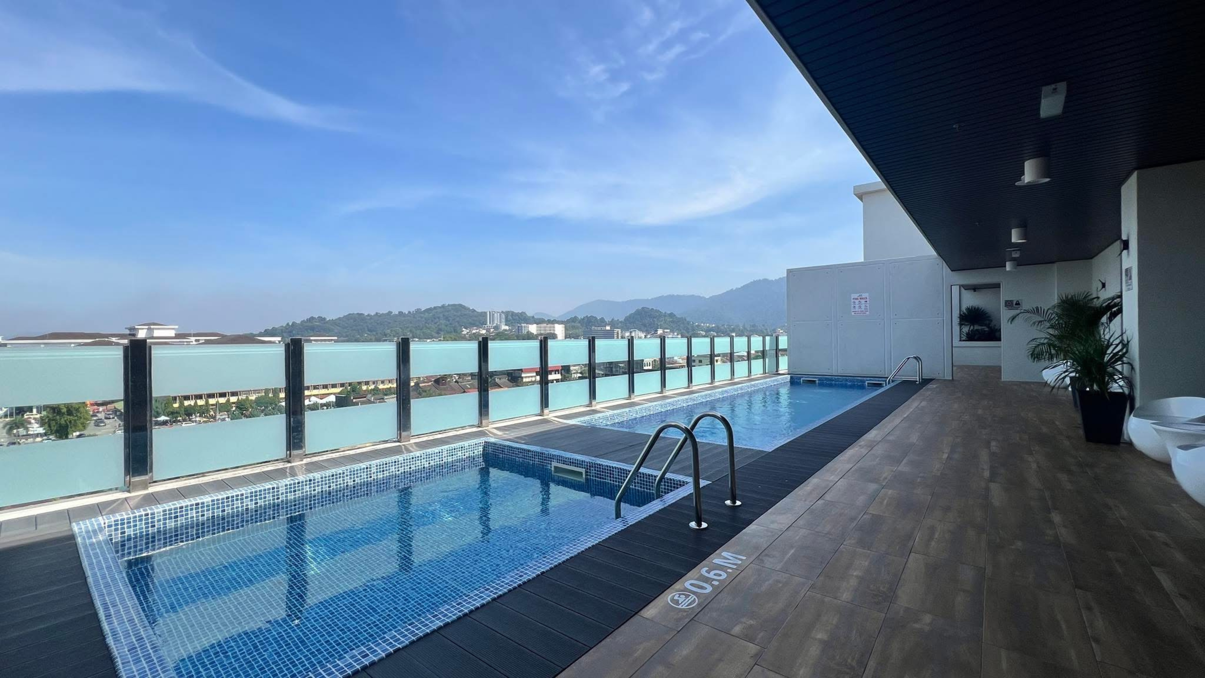 Swimming Pool Main
